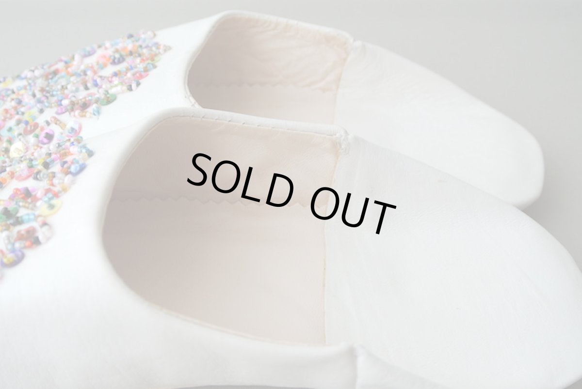 画像5: バブーシュ・スパンコール（白×カラフル）23〜24センチ　メール便可・ラッピング無料 (5)