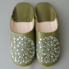 画像1: バブーシュ・スパンコール （カーキ）24〜25センチ メール便可・ラッピング無料 (1)