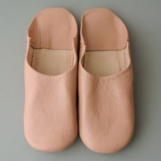 画像1: バブーシュ｜無地・レディース（ベージュ）【ワケあり】24〜25センチ ラッピング無料・メール便可 (1)