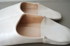 画像5: バブーシュ｜無地・レディース（ホワイト）24〜25cm【ワケあり】ラッピング無料・メール便可 (5)