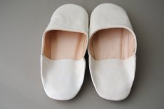 画像6: バブーシュ｜無地・レディース（ホワイト）24〜25cm【ワケあり】ラッピング無料・メール便可 (6)