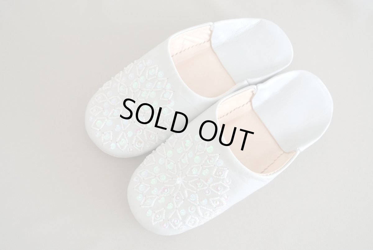 画像2: バブーシュ・スパンコール（ライトグレー×オーロラ）22〜25センチ　メール便可・ラッピング無料 (2)