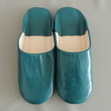 画像1: バブーシュ・無地 （グレイッシュグリーン）【レディース】24〜25センチ　ラッピング無料・メール便可 (1)