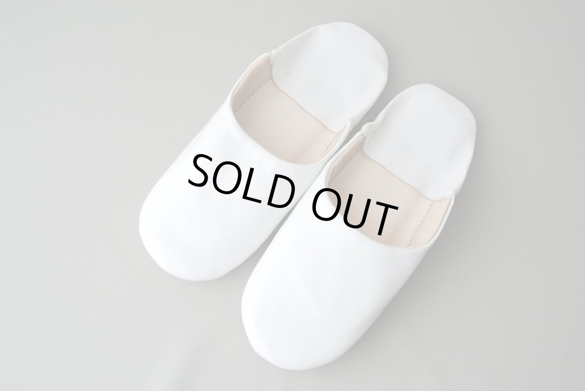 画像2: バブーシュ｜無地・メンズ（白）26〜27cm【ワケあり】ラッピング無料 (2)