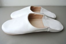 画像4: バブーシュ｜無地・メンズ（白）26〜27cm【ワケあり】ラッピング無料 (4)