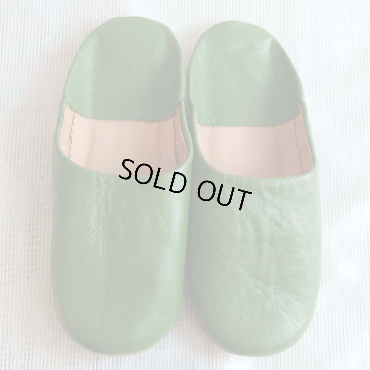 画像1: バブーシュ｜無地・レディース（抹茶色）【ワケあり】24〜25センチ ラッピング無料・メール便可 (1)