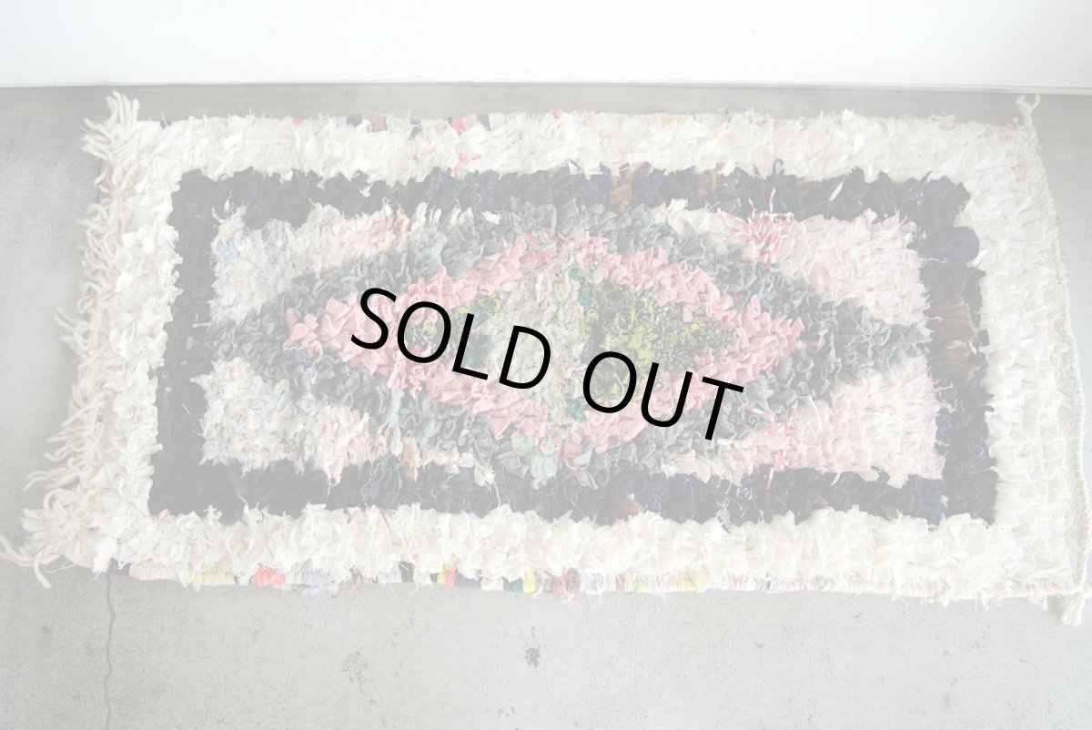 画像3: モロッコラグ｜ボシャルウィット・ホワイト×ピンク（約100×50cm） 一点もの　送料無料　美品 (3)