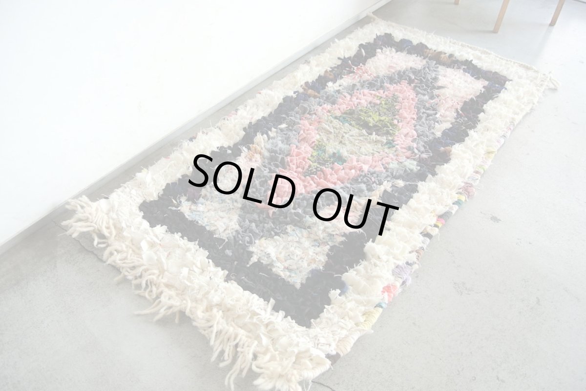 画像4: モロッコラグ｜ボシャルウィット・ホワイト×ピンク（約100×50cm） 一点もの　送料無料　美品 (4)