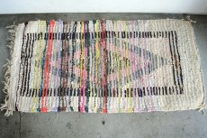 画像9: モロッコラグ｜ボシャルウィット・ホワイト×ピンク（約100×50cm） 一点もの　送料無料　美品 (9)