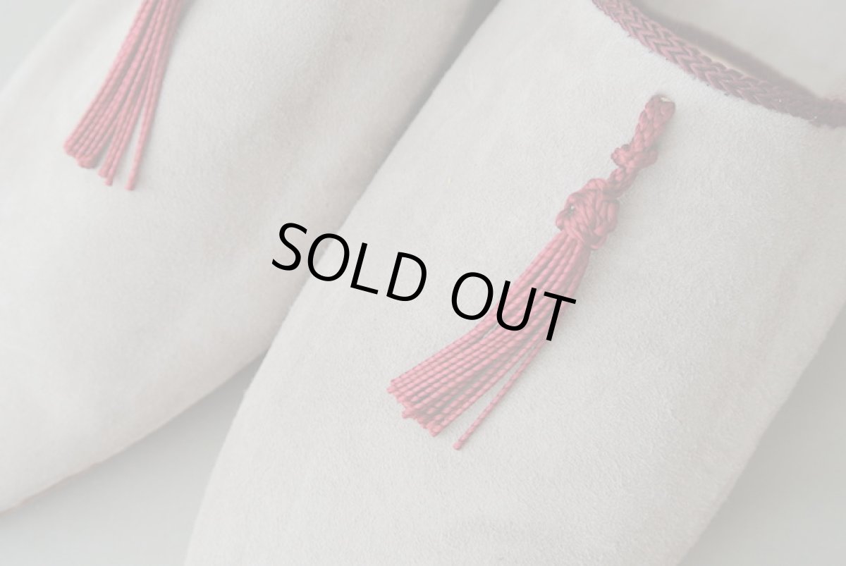 画像3: 外履きバブーシュ｜レディース・スウェード タッセル （グレージュ×えんじ ）22〜23センチ ラッピング無料・メール便可 (3)