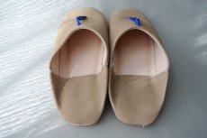 画像6: バブーシュ｜スウェード・タッセル＜レディース＞（グレージュ×ロイヤルブルー）24〜25センチ ラッピング無料 (6)