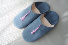 画像2: バブーシュ｜スウェード・タッセル＜レディース＞（ブルーグレー×パープルピンク）24〜25センチ ラッピング無料 (2)