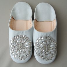 画像1: バブーシュ・スパンコール（ライトグレー×シルバー）24〜25センチ 【ちょっと訳あり】 (1)