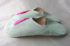 画像4: バブーシュ｜スウェード・タッセル＜レディース＞（ライトグリーン×ピンク）23〜24センチ ラッピング無料 (4)