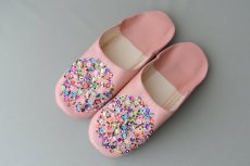 画像2: バブーシュ・スパンコール（ピンク×カラフル）24〜25センチ　メール便可・ラッピング無料 (2)