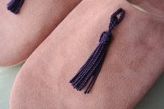 画像3: バブーシュ｜スウェード・タッセル＜レディース＞（くすみピンク×紫）24〜25センチ ラッピング無料 (3)