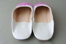 画像6: バブーシュ・スパンコール （白×ピンク）24〜25センチ 【ちょっと訳あり】 (6)