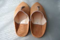 画像6: 外履きバブーシュ｜レディース・スウェード タッセル （ライトブラウン×グレージュ）24〜25センチ ラッピング無料・メール便可 (6)