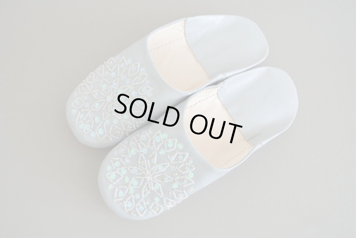 画像2: バブーシュ・スパンコール（ライトグレー×オーロラ）24〜25センチ　メール便可・ラッピング無料 (2)