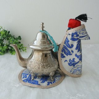 【モロッコ王室御用達】刺繍ランチョンマット＆ポットカバーセット モロッコ王室御用達】刺繍ランチョンマット＆ポットカバーセット