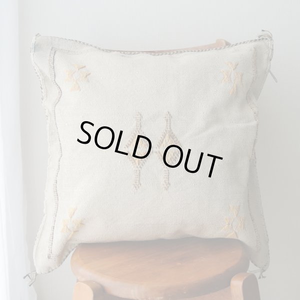 SALE】サブラ （カクタスシルク）クッションカバー・ベージュ【メール