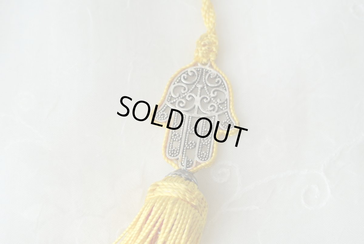 画像3: タッセルチャーム｜ファティマの手（サラサラ）【メール便選択可】 キーホルダー　魔除け　お守り (3)