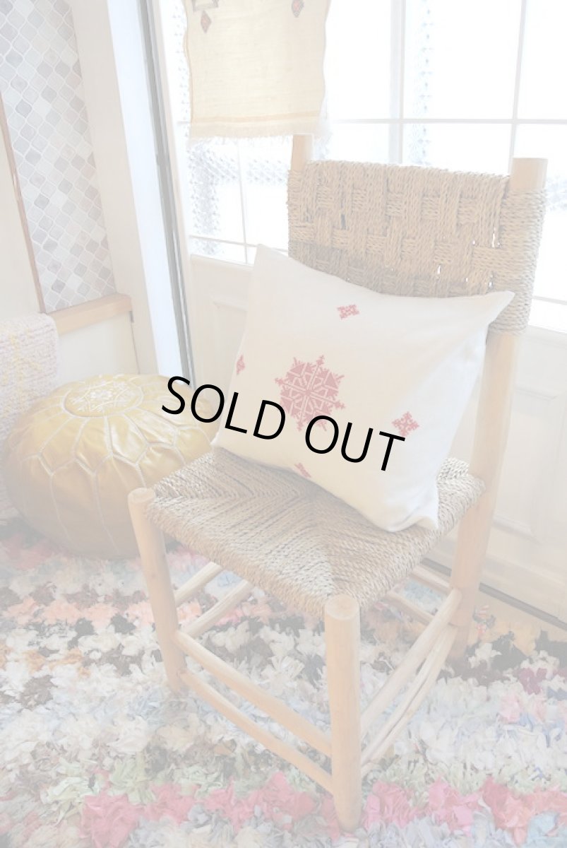 画像2: オレンジの木の椅子｜特大サイズ・背もたれあり（ナチュラル）※店舗でのみ販売 (2)