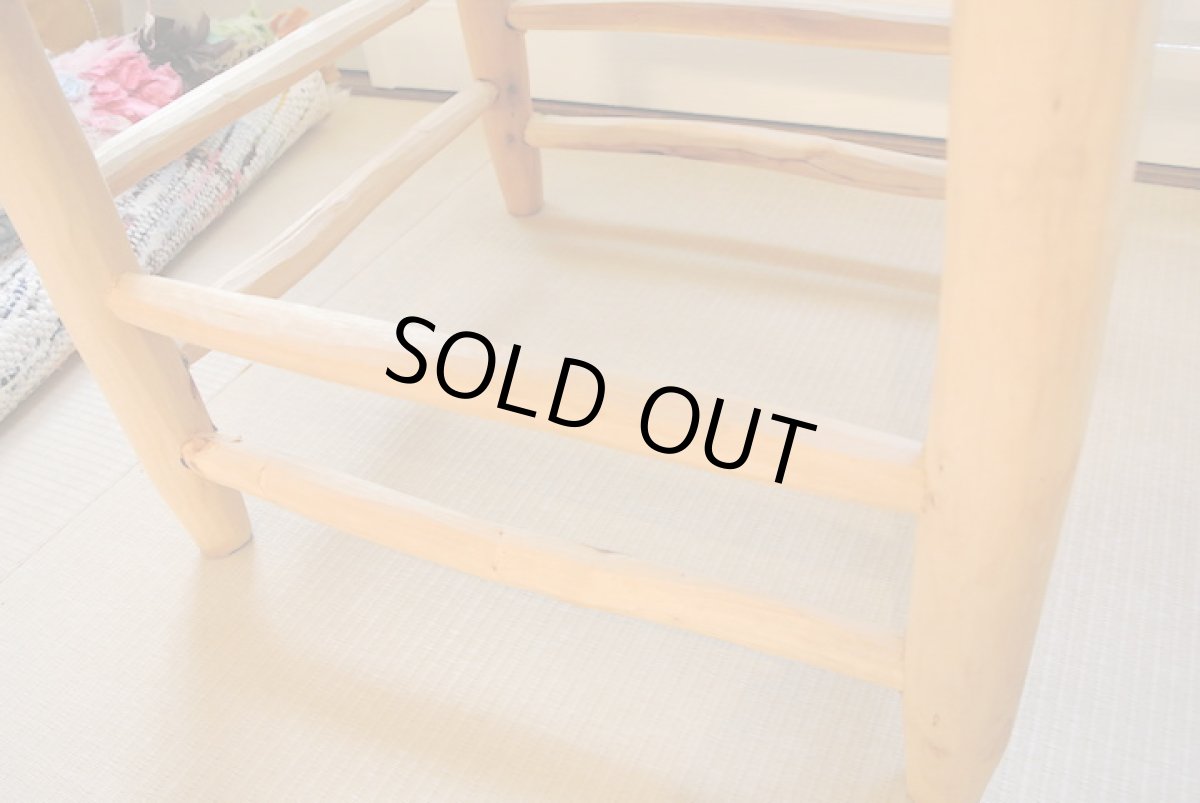 画像5: オレンジの木の椅子｜特大サイズ・背もたれあり（ナチュラル）※店舗でのみ販売 (5)