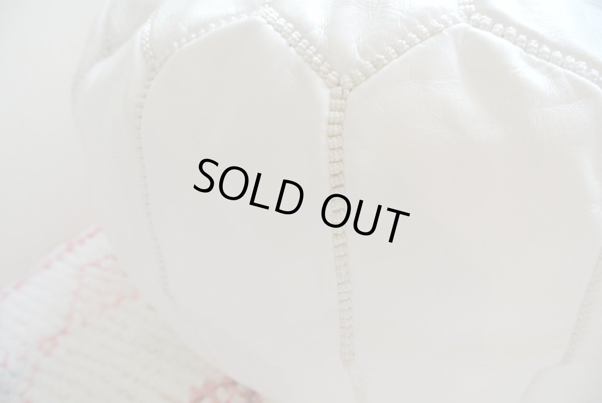 画像5: モロッコ革製オットマン｜プフ（ホワイト） (5)