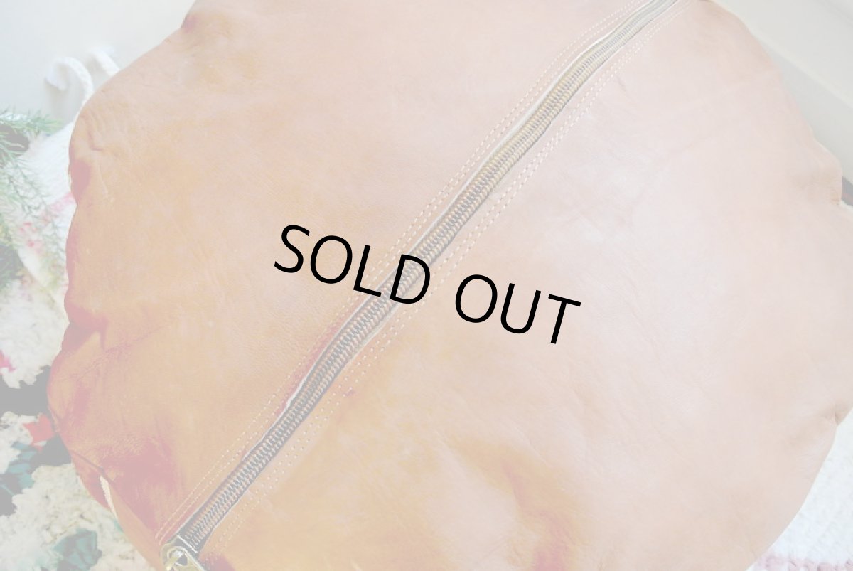 画像6: モロッコ革製オットマン｜プフ（ライトブラウン） (6)