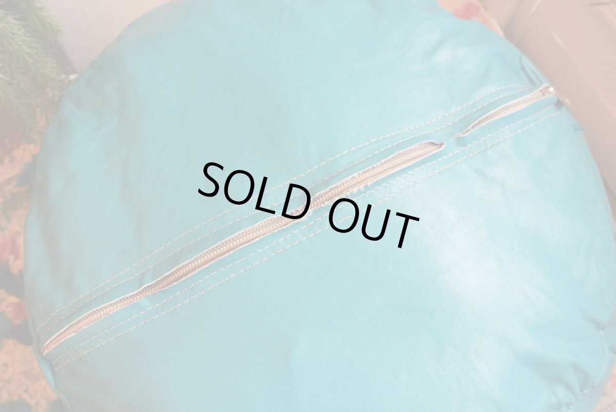 画像6: モロッコ革製オットマン｜プフ（ターコイズブルー） (6)