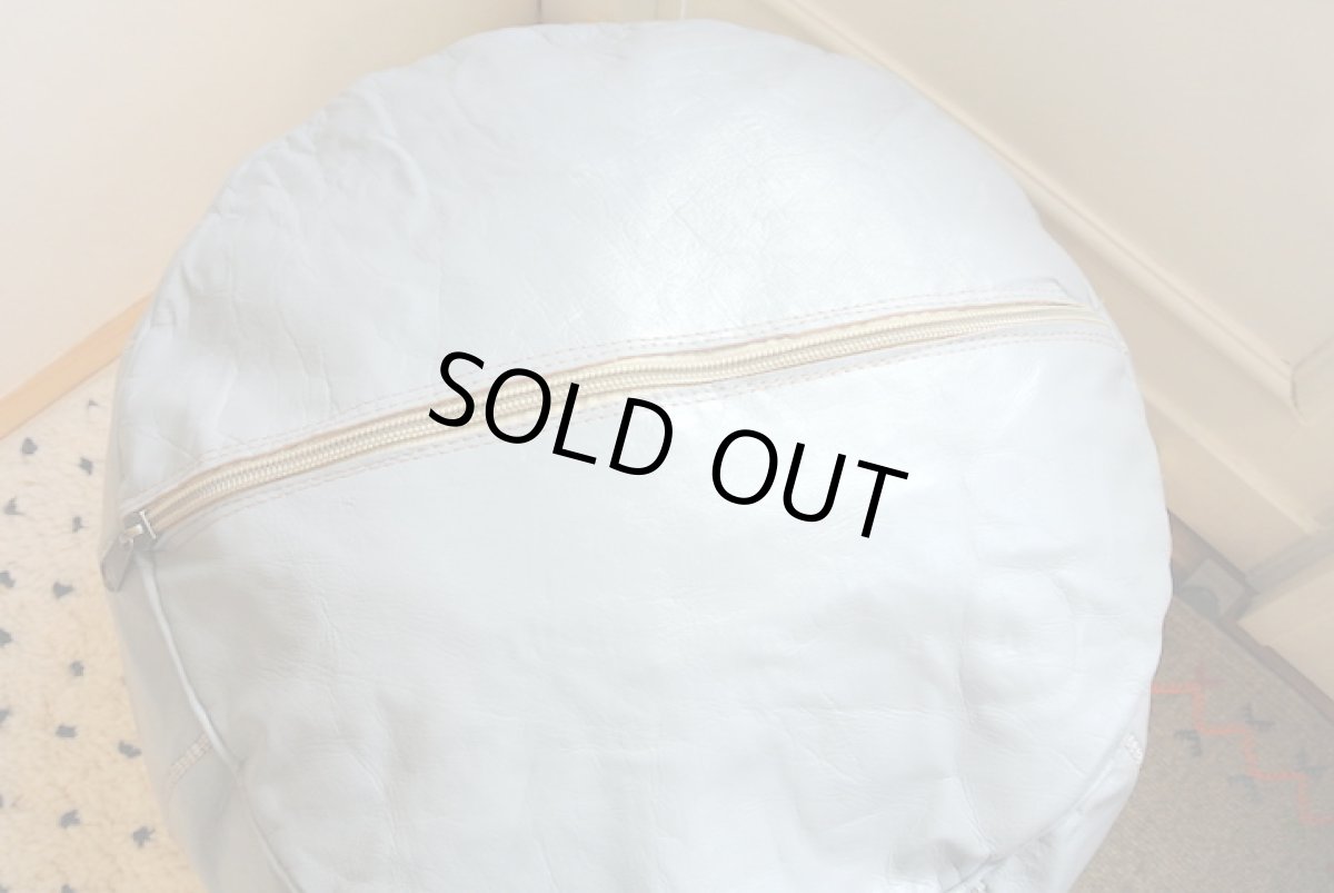 画像6: モロッコ革製オットマン｜プフ（グレー） (6)