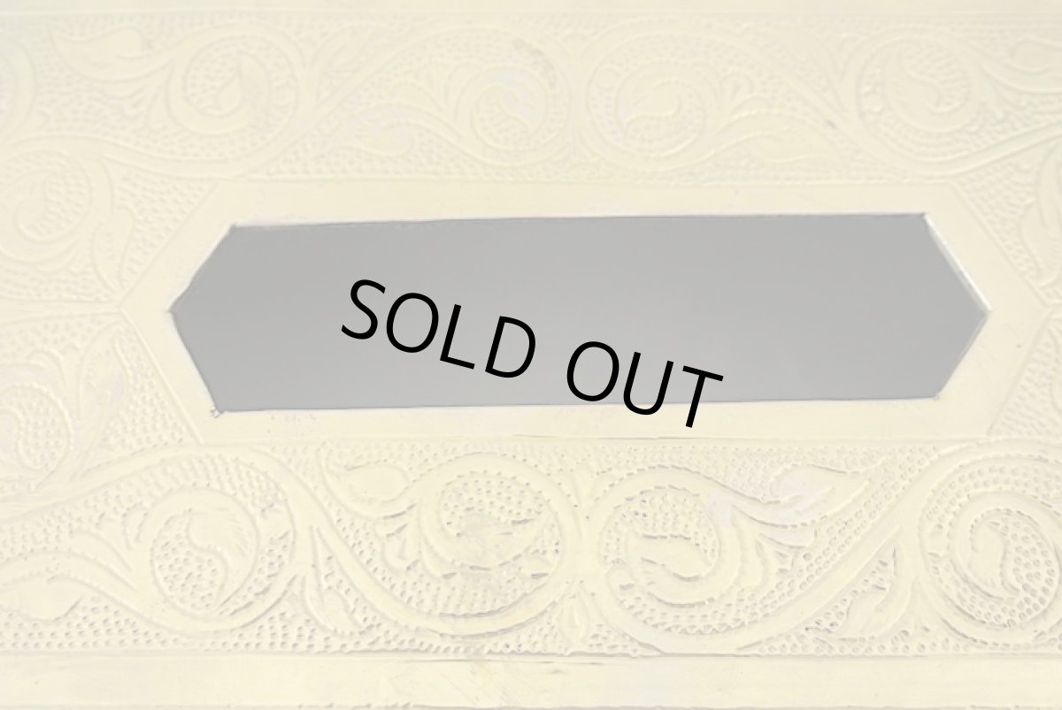 画像4: メタルティッシュケース｜彫り模様（ 色：ゴールド） (4)