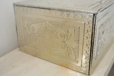 画像6: メタルティッシュケース｜彫り模様（ 色：シルバー） (6)