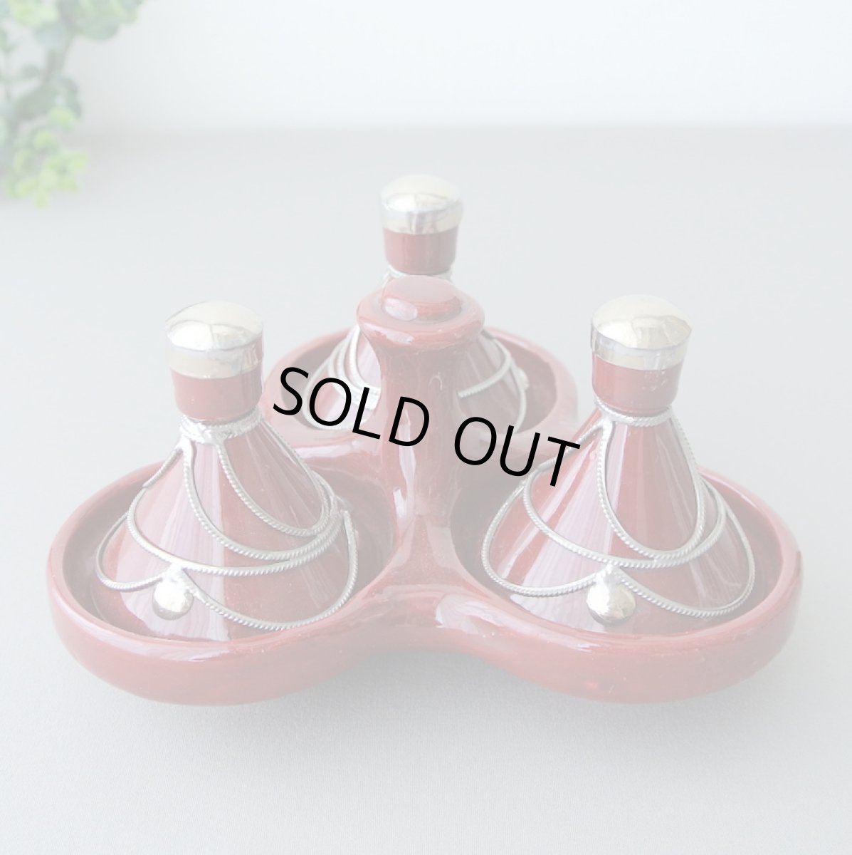 画像1: モロッコミニタジン陶器小物入れ(3連)・ボルドー 　モロッコインテリア　アクセサリーケース　お香　ポプリ　アロマ (1)