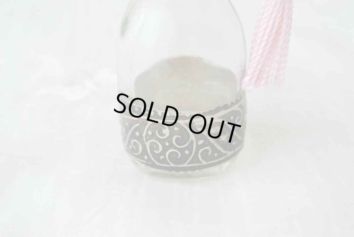 画像5: モロッコのミニミニガラスボトル（小瓶）｜タッセル付き (5)