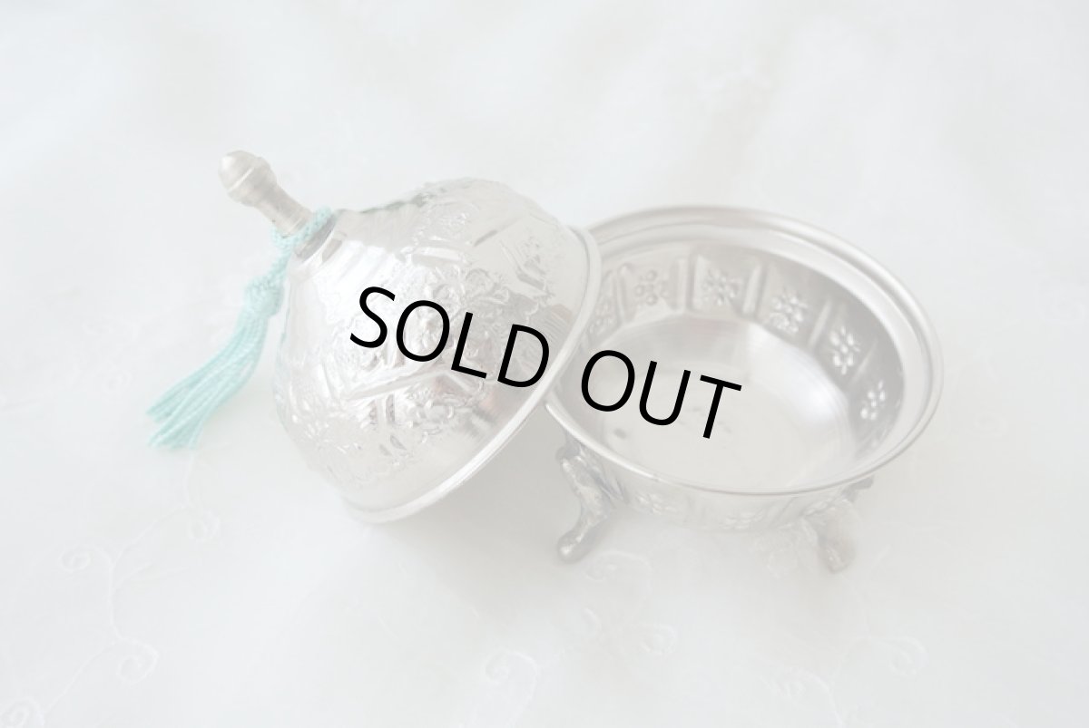 画像3: メタル製シュガーポット｜タッセル付き（小物入れ）アクセサリーケース (3)