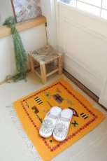 画像2: モロッコラグ ｜アフニフ SS（イエロー / 約51×50cm）美品　玄関マット　一点もの (2)