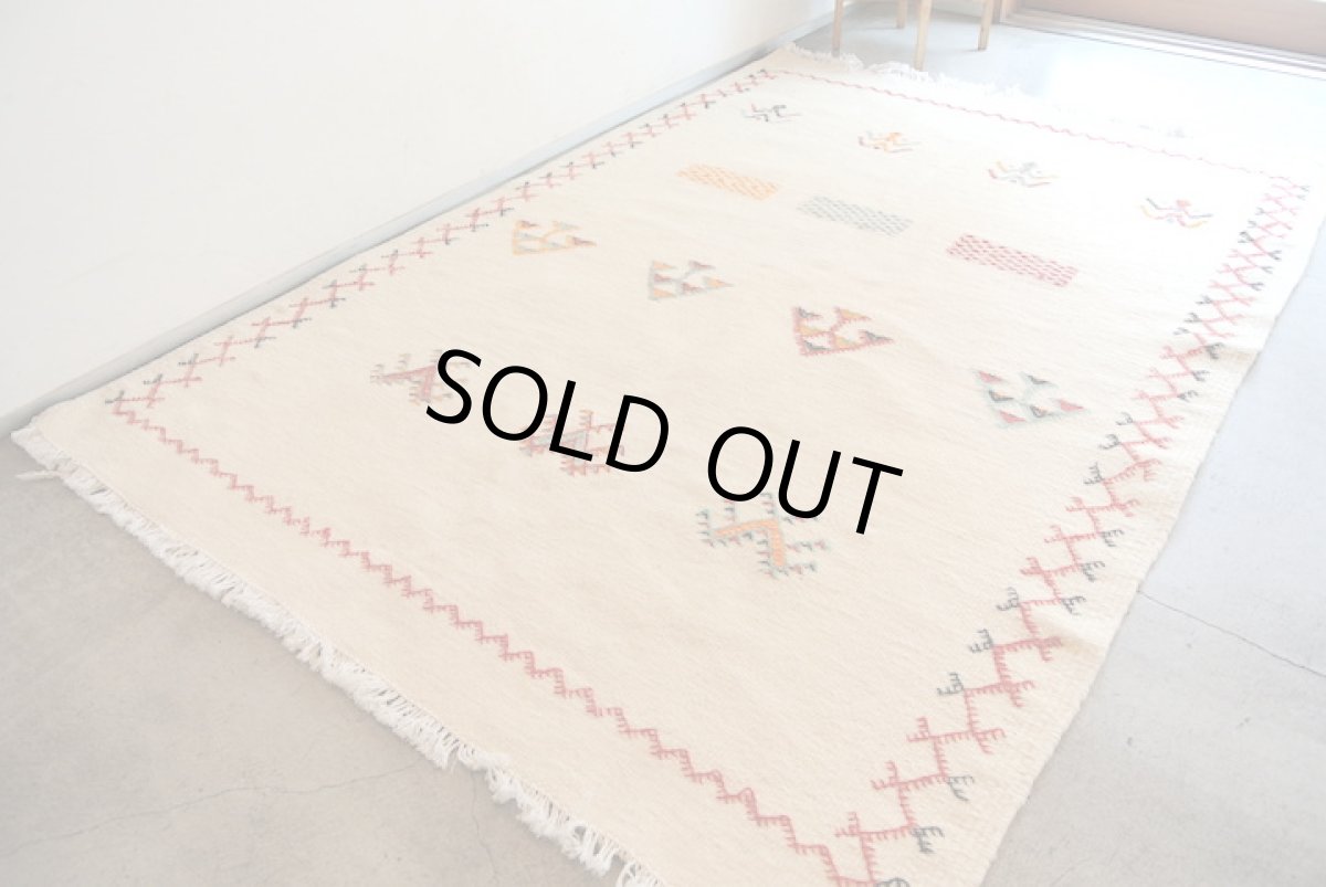 画像4: モロッコラグ ｜アフニフ M（オフホワイト / 約150×102cm）エリアラグ　送料無料　美品 (4)