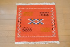 画像4: モロッコラグ ｜アフニフ SS（レッド / 約53×51cm）美品　玄関マット　一点もの (4)