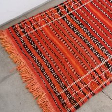 画像1: モロッコラグ｜ゼンモール（赤 / 約128×69cm） 送料無料　良品 (1)