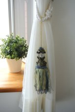 画像3: ビジュー付きタッセルチャーム｜貴婦人（ブルー） (3)