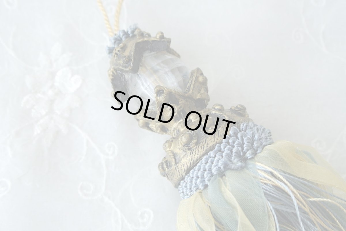 画像5: ビジュー付きタッセルチャーム｜貴婦人（ブルー） (5)