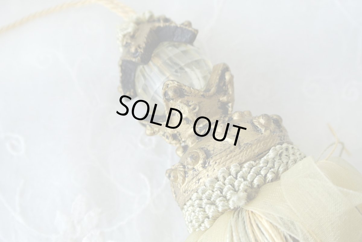 画像5: ビジュー付きタッセルチャーム｜貴婦人（イエロー） (5)