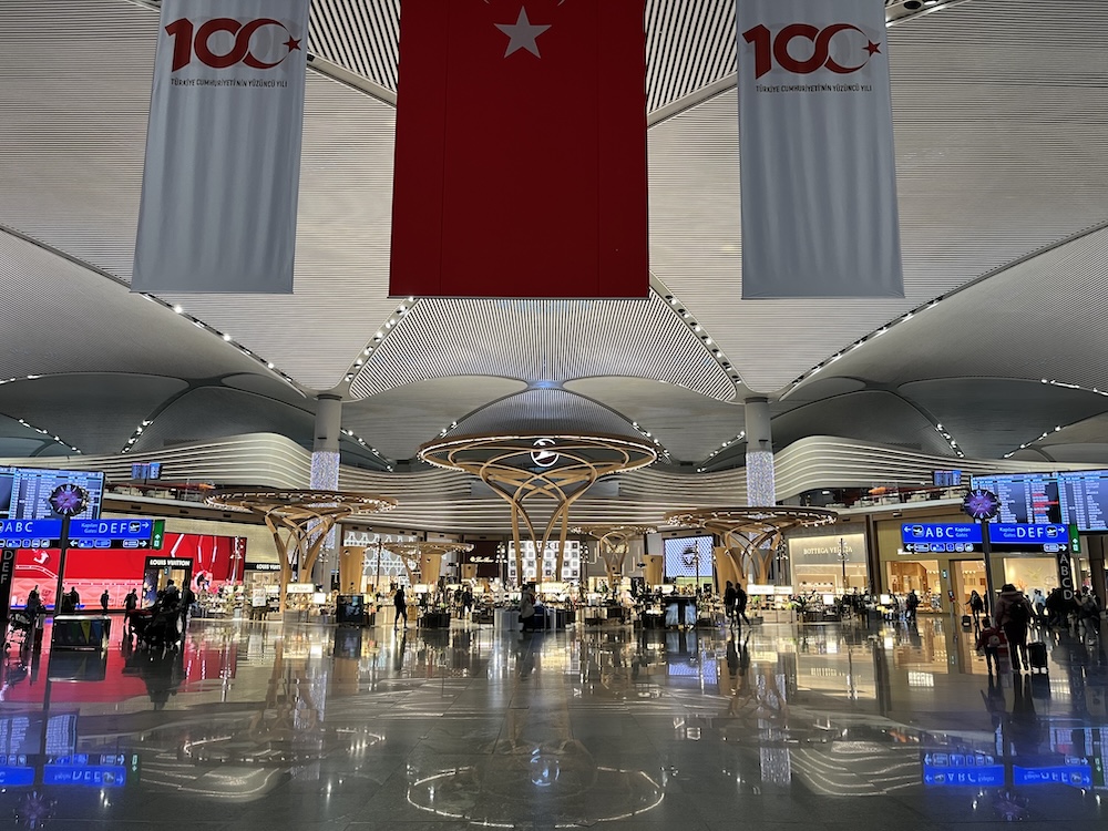 イスタンブール空港内