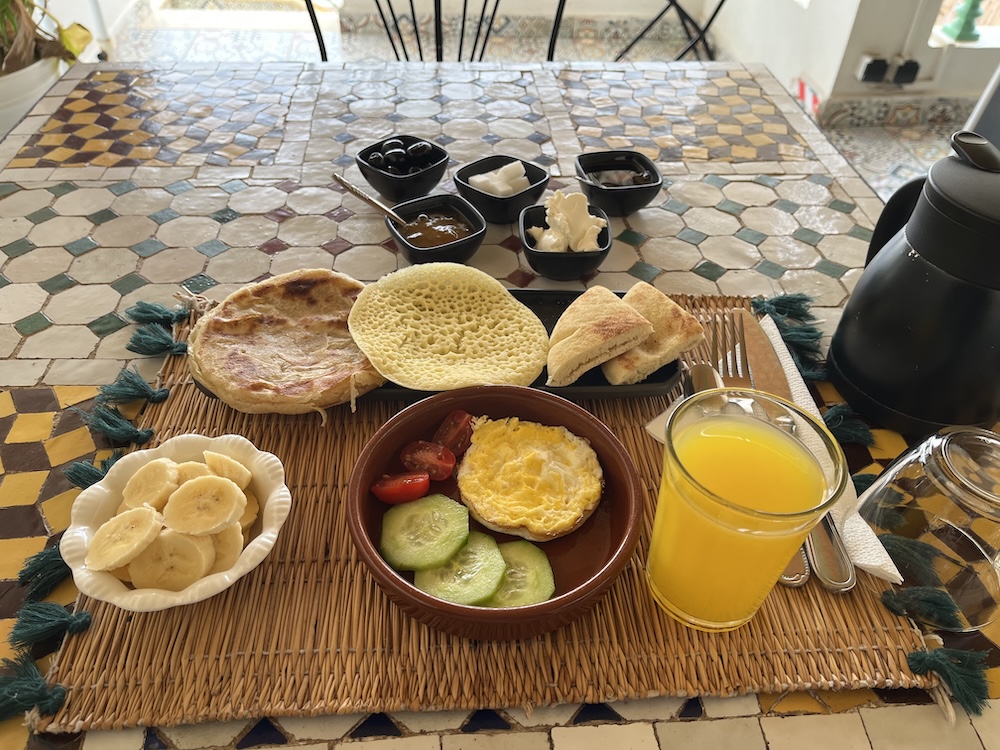 朝食テラス
