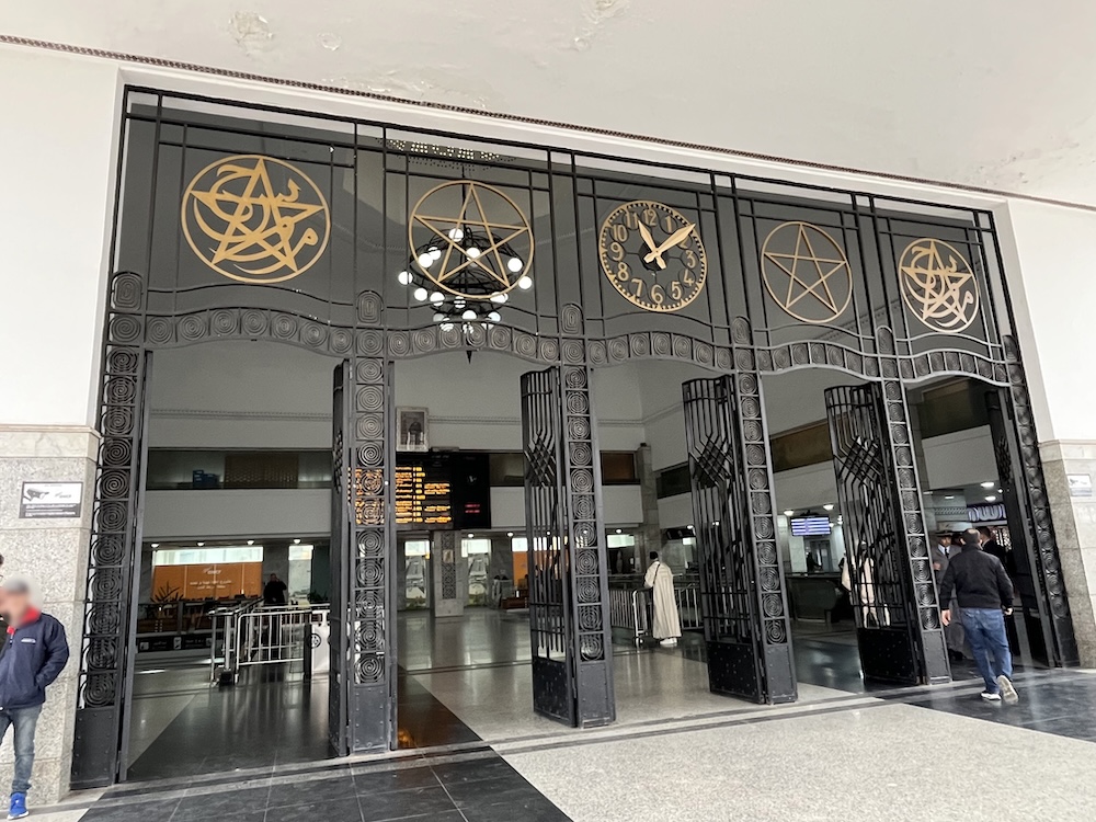 ラバトヴィル駅入り口