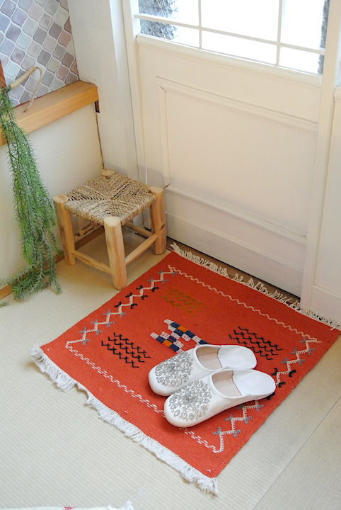 ミニサイズのモロッコラグ「アフニフ」入荷しました♪