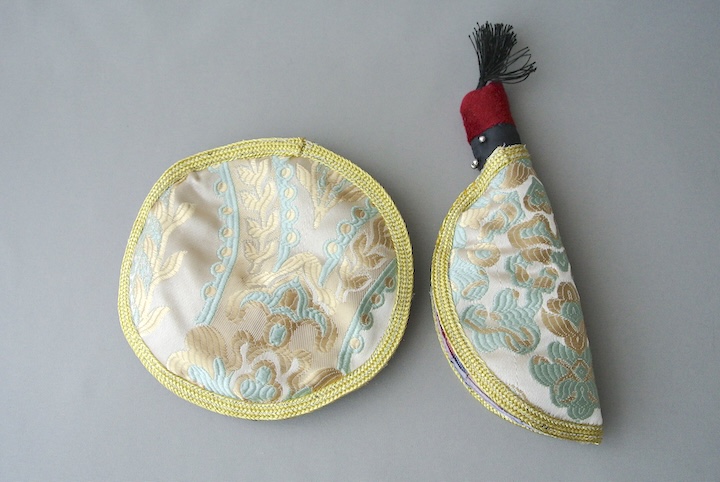 ”ポット掴み人形”/