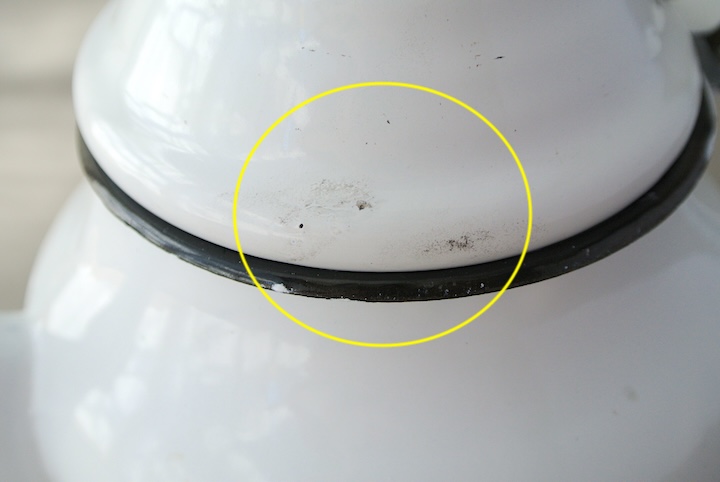 ホーローティーポットM白